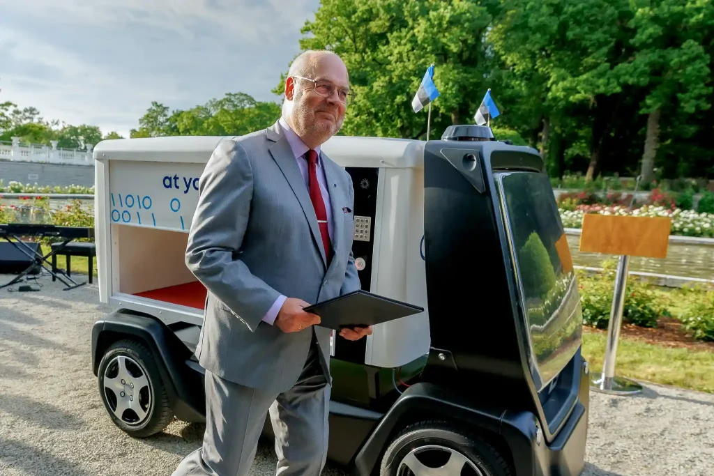 The President of Estonia Alar Karis’ order was delivered by CLEVON 1