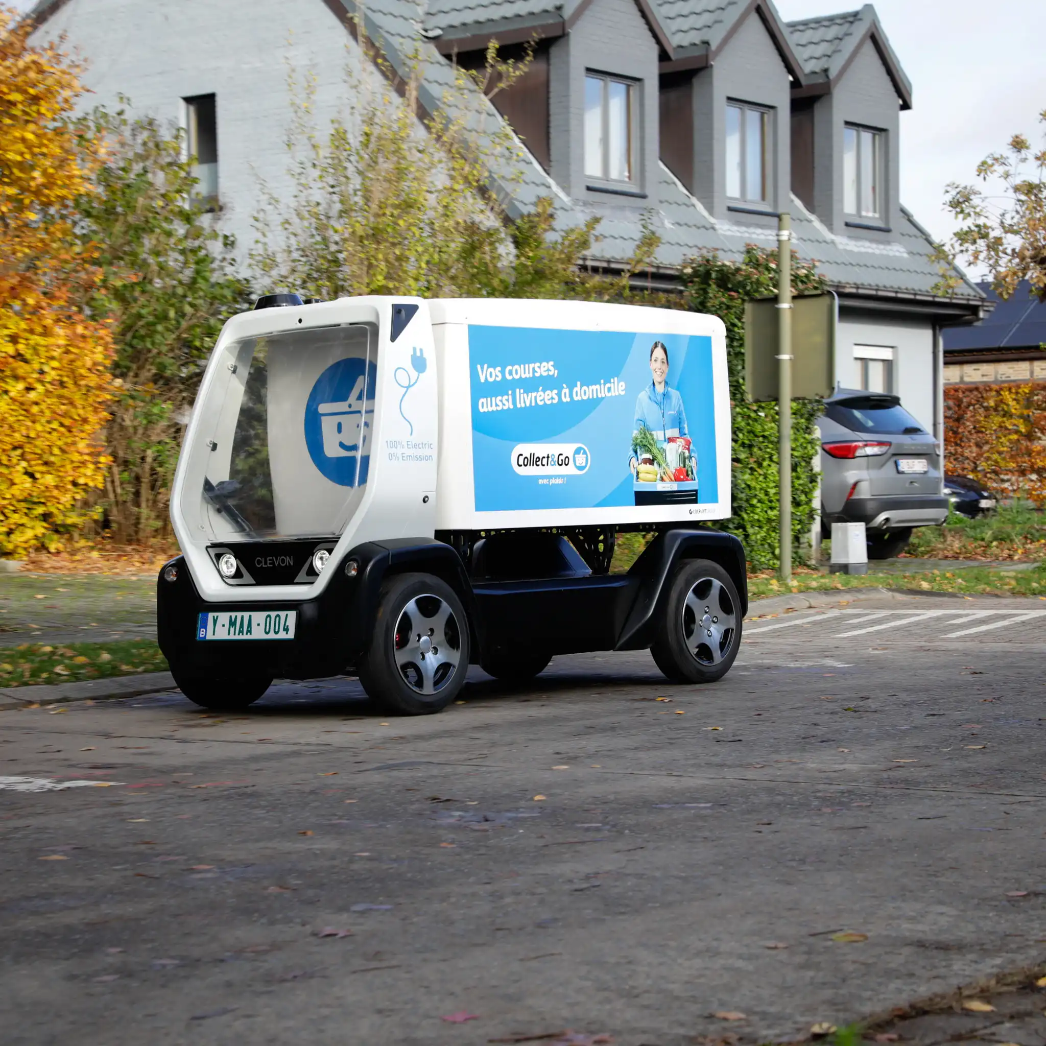 Robot-carrier-CLEVON-1-delivering-with-Colruyt-in-Belgium.webp