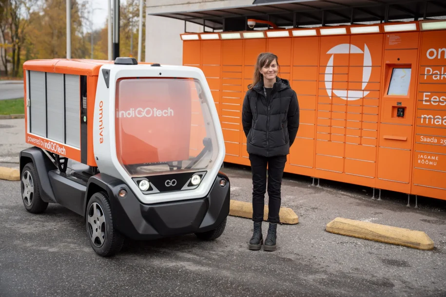 GO Bot delivering for Omniva