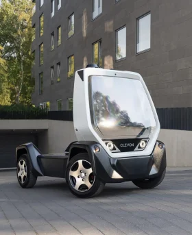 Clevons driverless robot courier with no topapplication